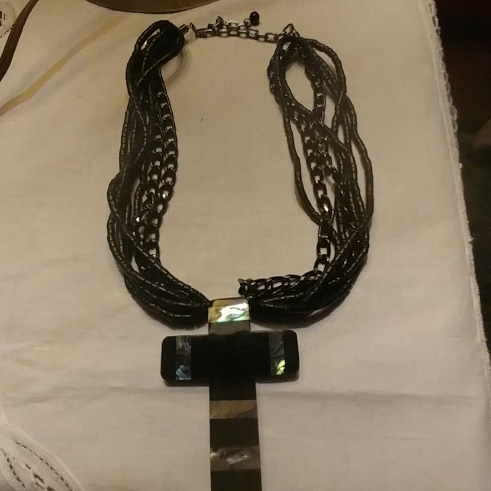 Beautiful Cross Choker / Necklace